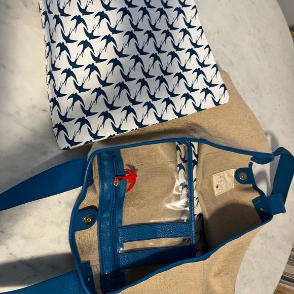 CORROON Personalized Jumbo Tote - Picture 6 of 6